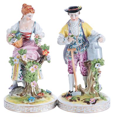 Скульптуры &laquo;Садовники&raquo;. Потсшаппель,, Германияпосле 1918 гфарфор, лепка, роспись18 и 18,6 см х 