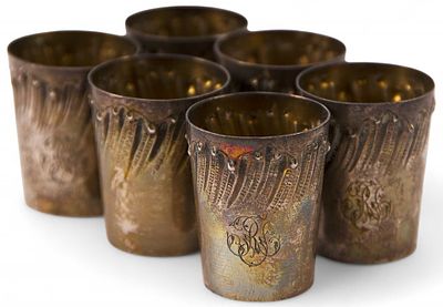 Набор стопок. Францияконец XIX - начало XX ввсеребро, штамп, золочение39,3 см х 3 