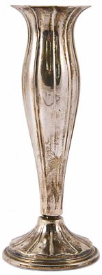 Ваза. Серебро 800, штамп. Австро-Венгрия, БудапештНачало XX векасереоро 800, штамп15,3 см х 