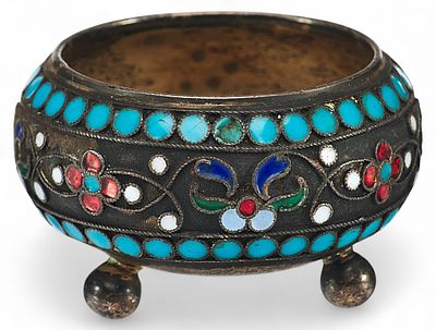 Солонка, автор Капринский М. М. Капринский М. М.Петербург1880-1883 ггсеребро 84, эмаль по скани 