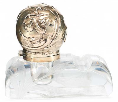 Чернильница &laquo;Ирисы&raquo;. Германия, &laquo;Wolfers&raquo;Начало XX векасеребро 800, хрусталь, серебро - литье 