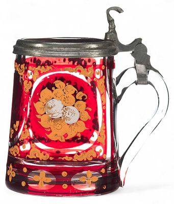 Пивная кружка из красного стекла. Австро-Венгрияконец XIX- начало XX ввстекло, шлифовка 