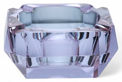 Пепельница-хамелеон в стиле Ар Деко. Богемия1930-ггцветное стекло, огранка, шлифовка9 см х 8,8 