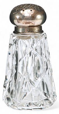 Солонка с серебряными каймой и крышкой. Австрия, Венапосле 1922 гсеребро 800 , штамп; стекло 