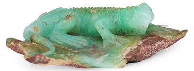Сувенир &laquo;Ящерица&raquo;. Конец XIX векаХризопраз см х см346Сувенир Ящерица. резьба Общая масса: 346,00 