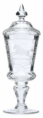 "Кубок с крышкой" Богемия. БогемияXIX векбесцветное стекло, гранение, матовая гравировка25 см х 