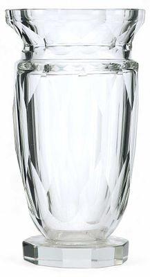 Австро-Венгрия. Ваза. Австро-ВенгрияКонец XIX векабесцветное стекло, литье, гранение21,1 см х 