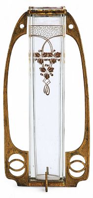 Ваза. Европа. Европаконец XIX начало XX ввстекло, эмаль, бронза, литьё25 см х смВаза в бронзовой 