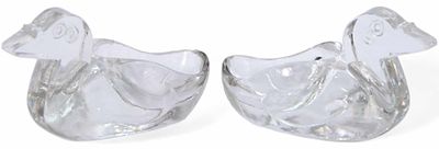 Парные солонки Уточки стекло Baccarat Франция Н-4,3 см. Францияпосле 1936 гстекло, литье4,3 см 