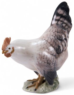 Скульптура &laquo;Курица&raquo;. Копенгагенская королевская мануфактураоколо 1950-ггфарфор, роспись 