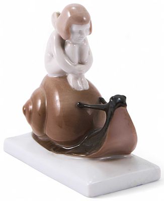 Скульптура Фея на улитке фарфор, Розенталь (Rosenthal) Германия 1934-45 гг. Н-8,6 см. Розенталь 