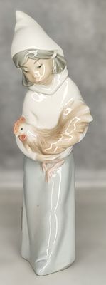Скульптура "Девочка с петушком". Испания. Фарфор. Lladro. 1974-1977г. Высота 19,5см. Без сколов 