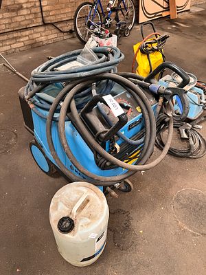 A Kew 164 OHA hot pressure washer