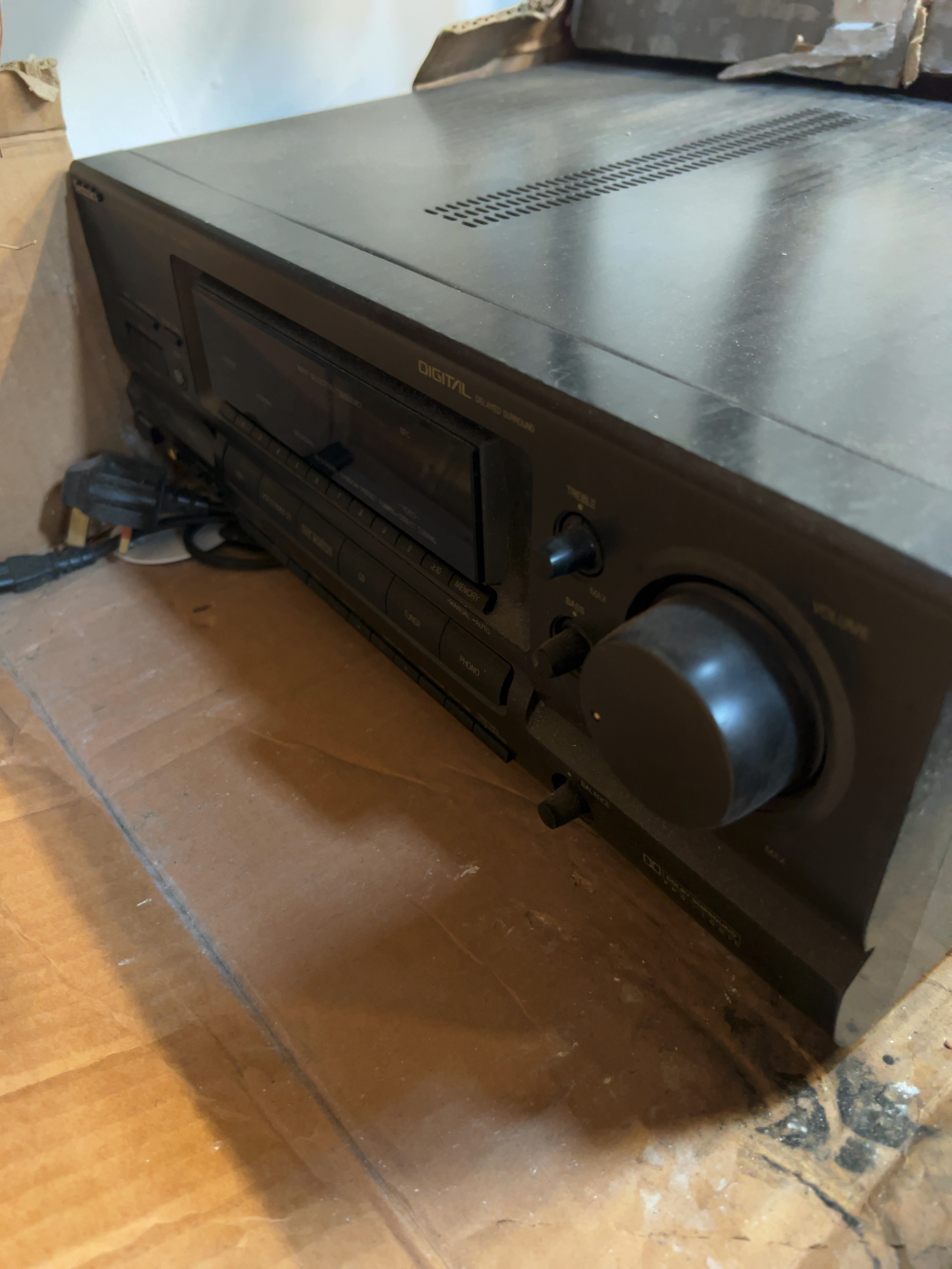 Technics SA-GX690 Digital Delayed Surround Receiver with Original Box