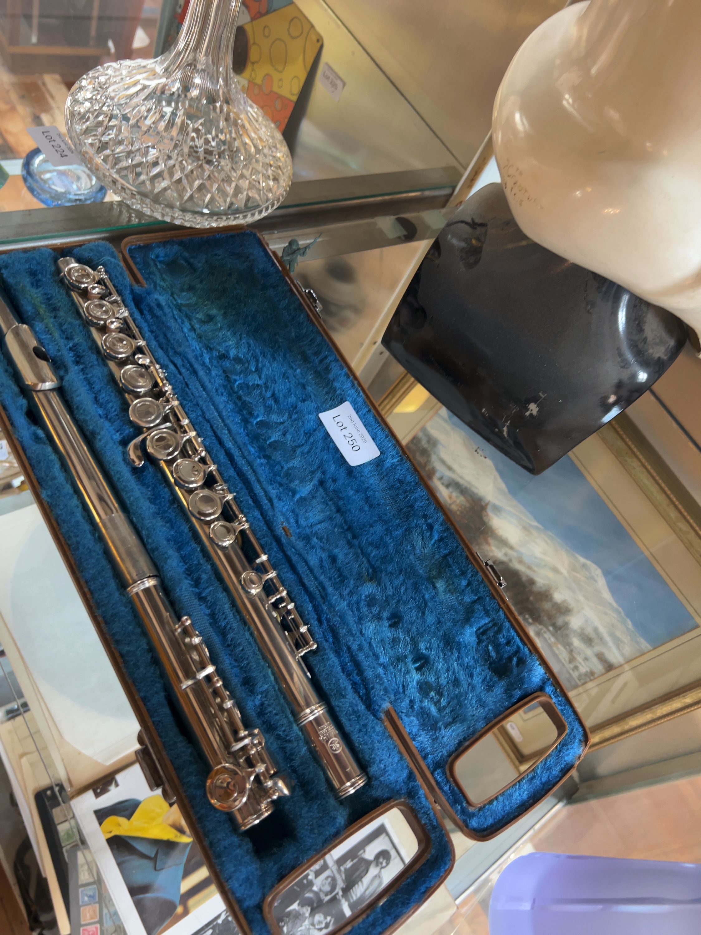 Yamaha YFL-22N Nickel-Plated Student Concert Flute and Case