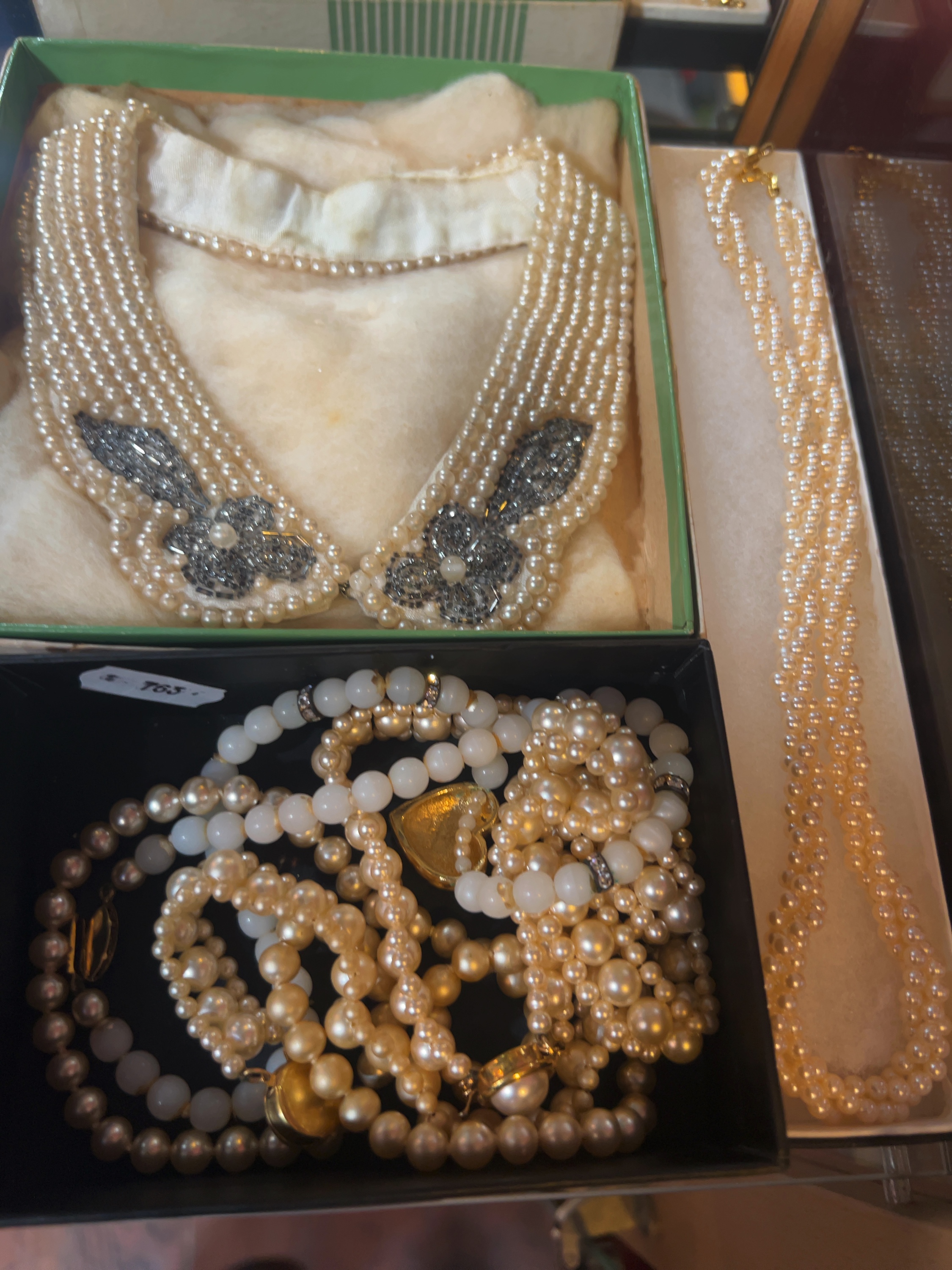 Franklin Mint Joan Collins and Vintage Costume Jewellery assortment
