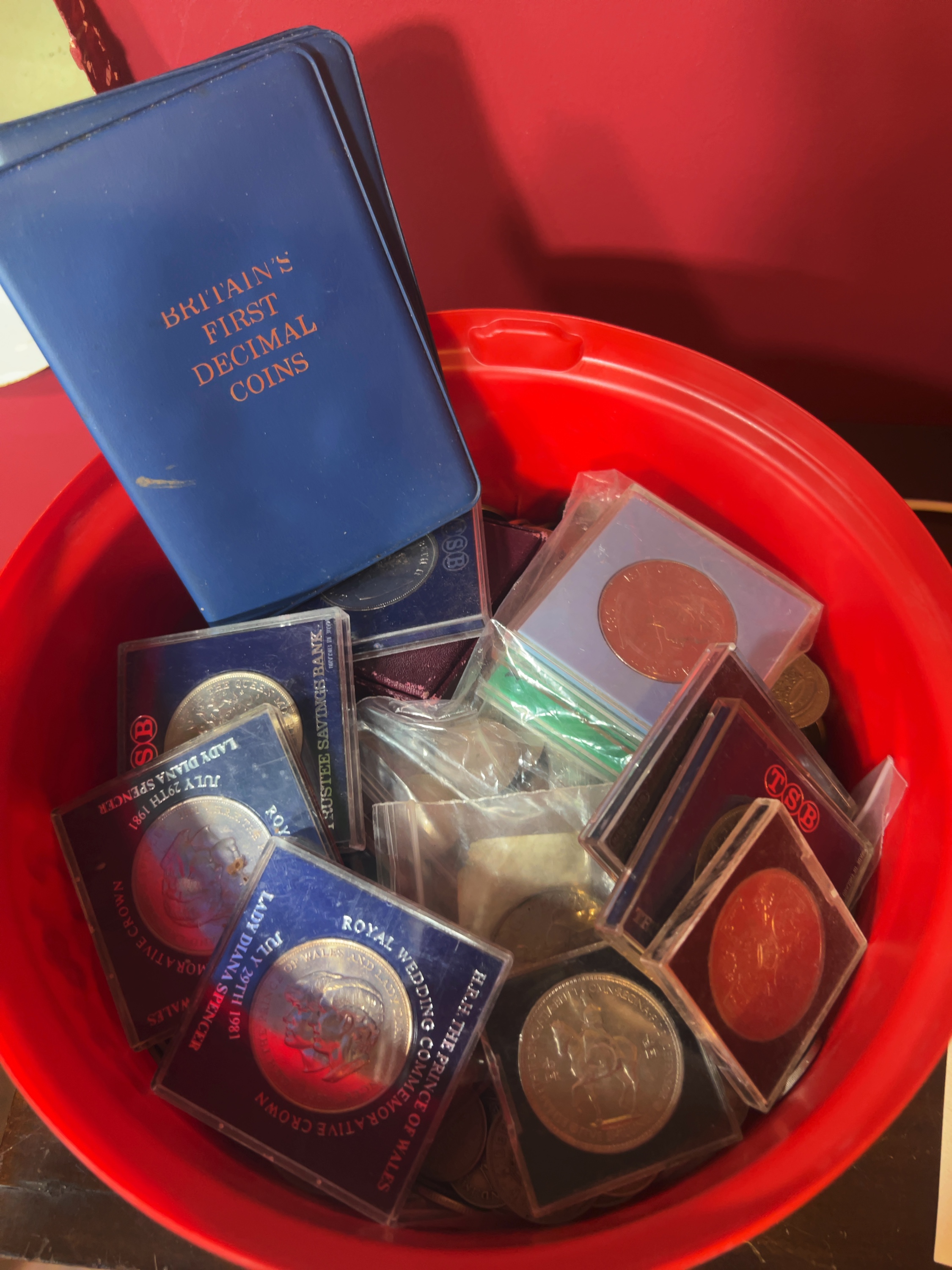 British Pre-decimal and Decimal Coins and Commemorative Sets Including Britain's First Decimal Coins Set
