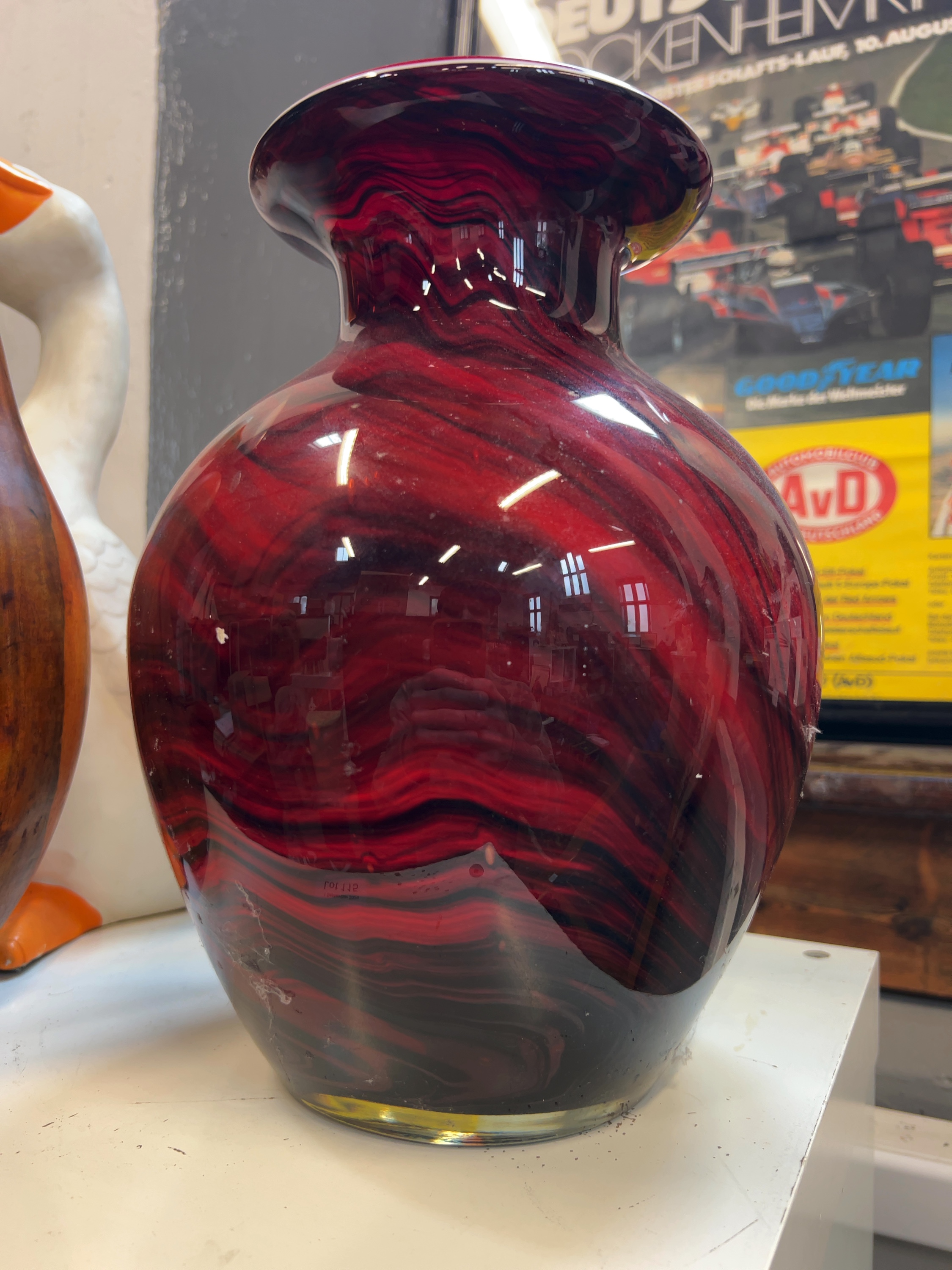 20th-Century Swirled Red and Black Art Glass Vase with White-Rimmed Flared Neck