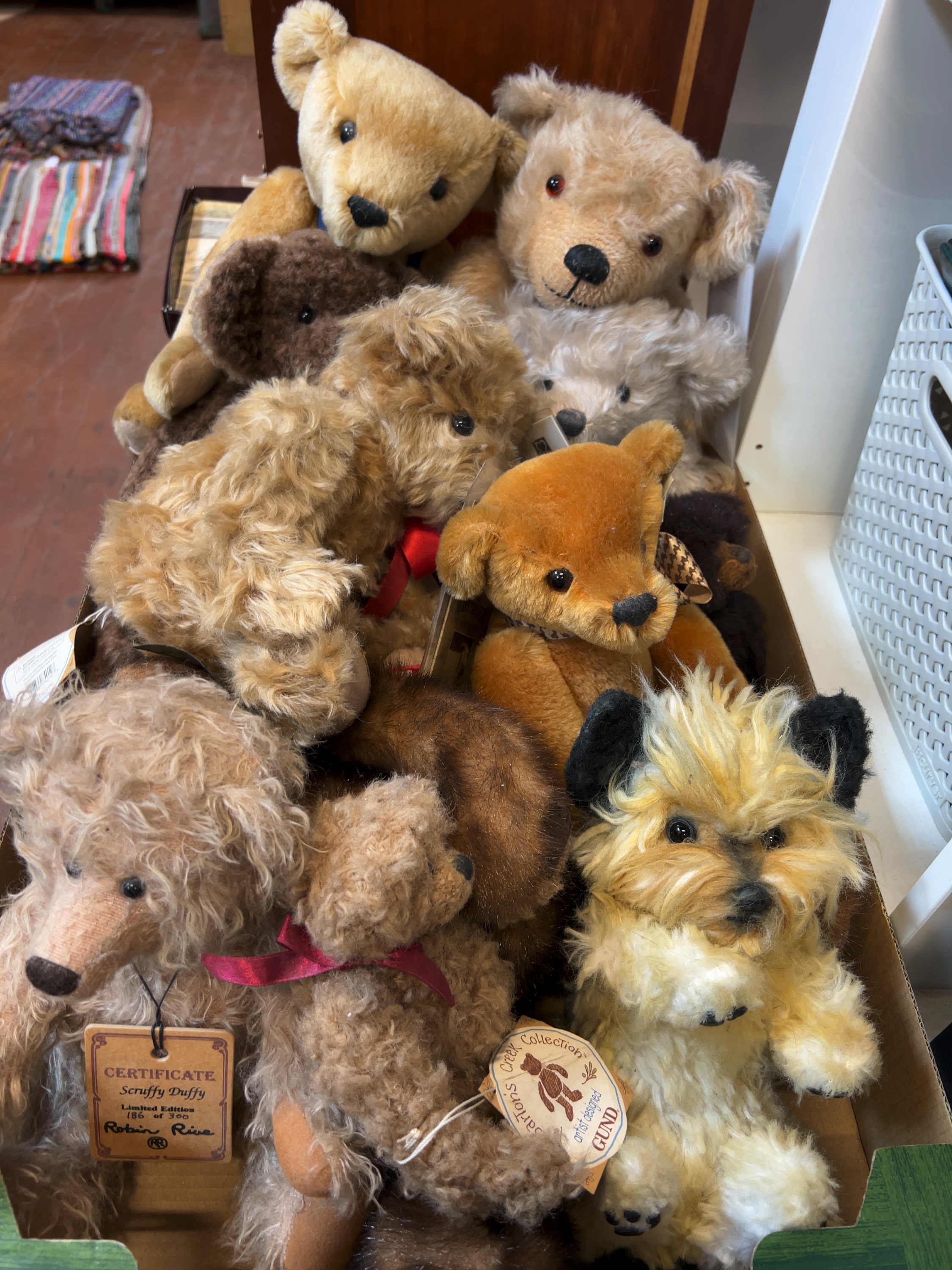 Collectible Plush Teddy Bears and Soft Toys including Merrythought, Farnell Alpha, and Robin Rive examples