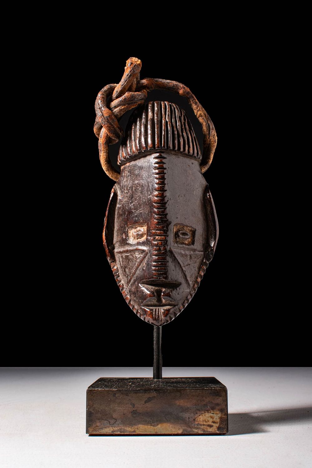 Apollo Art Auctions | Auction 24 | FINE ASIAN & TRIBAL ART - PRINCE COLLECTION