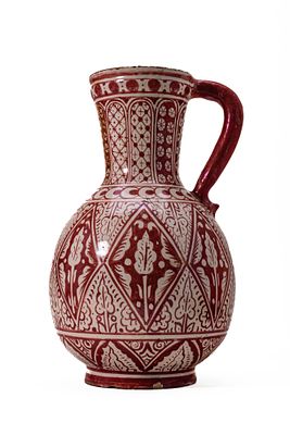 A CANTAGALLI LUSTREWARE VASE. Italy, Ca. Late 19th century AD. A Cantagalli lustreware jug 