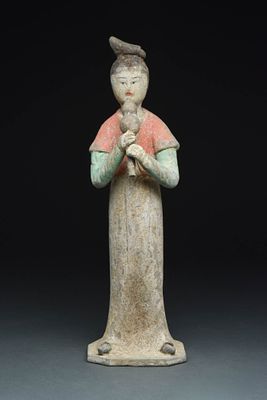CHINESE TERRACOTTA FEMALE MUSICIAN - TL TESTED. Tang Dynasty, Ca. AD 618 - 907. A terracotta 
