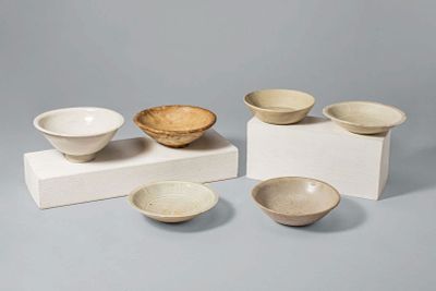GROUP OF SIX CERAMIC PIECES. Song - Yuan Dynasty, Ca. 10th-14th century AD. A varied group of 
