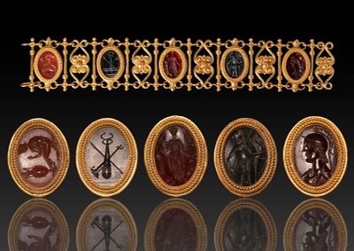STUNNING ITALIAN 19TH CENTURY CASTELLANI GOLD BRACELET WITH RARE ROMAN INTAGLIOS. Ca. AD 1850 - 