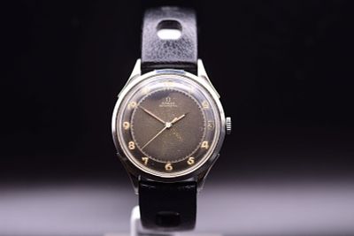 Omega Bumper Automatic Ref 2584 2480-1 c 1944 Men's Watch. Including Box. 1944BOmega Bumper 