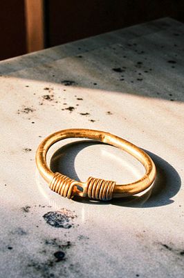 STUNNING EGYPTIAN SOLID HIGH KARAT GOLD BRACELET - PUBLISHED. Late Period, Ca. 664 - 332 BC. A 