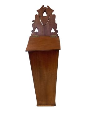 Wooden Wall Mount Candle Box Measures 6&icirc;Lx6&icirc;Dx21&icirc;H. Please see photos for any imperfections. 