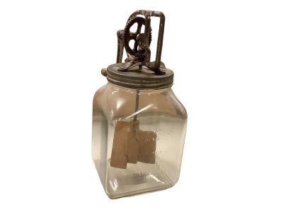 Dazey Churn Dazey Churn No. 60. Mechanism turns freely and is complete. No observed chips or 