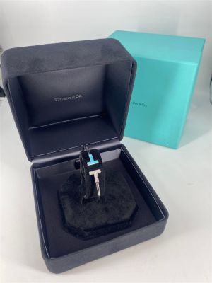 Tiffany T Wire Bracelet Iconic highly desirable piece composed of 18kt white gold with a high 