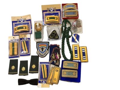U.S. Military Shoulder Boards. U.S. Military Shoulder Boards Condition: 
We have endeavored to 
