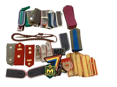Military Shoulder Boards. Military Shoulder Boards Condition: 
We have endeavored to describe 