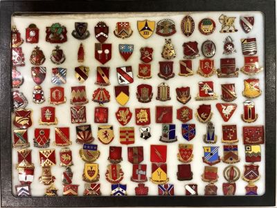Distinctive Insignia Medals. Distinctive Insignia Medals Condition: 
We have endeavored to 