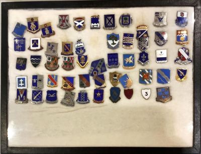 Distinctive Insignia Medals. Distinctive Insignia Medals Condition: 
We have endeavored to 