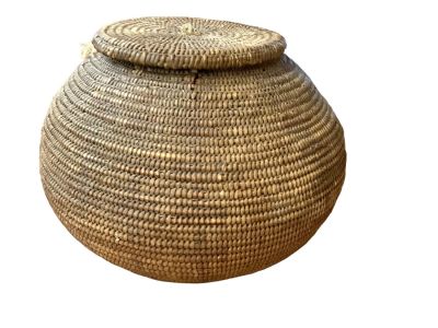American Indian Handwoven Basket with Lid. American Indian Handwoven Basket with Lid 5"H 