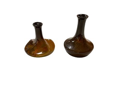 Owens Pottery. Owens Pottery 3" vase and 4" vase. Condition: 
We have endeavored to describe 