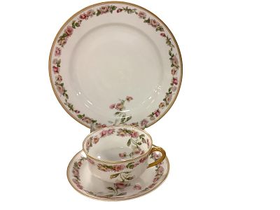 Haviland Limoge "Amstel" Lot of (69). Haviland Limoge "Amstel" Lot of (69) Includes (12) bone 