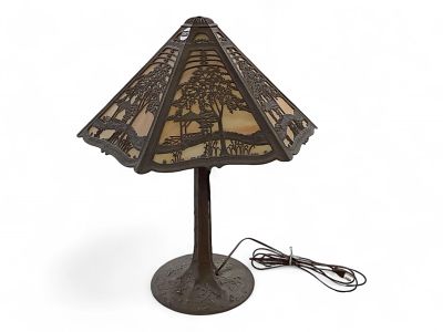 Antique Slag Lamp 23"H x 18"W. Antique Slag Lamp Antique Slag Lamp 23"H x 18"W Condition: 
We 