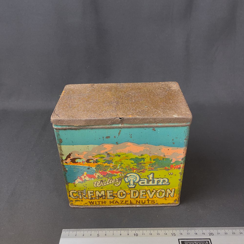 Lot 246: Walters Palm Creme-O-Devon Toffee Advertising Tin