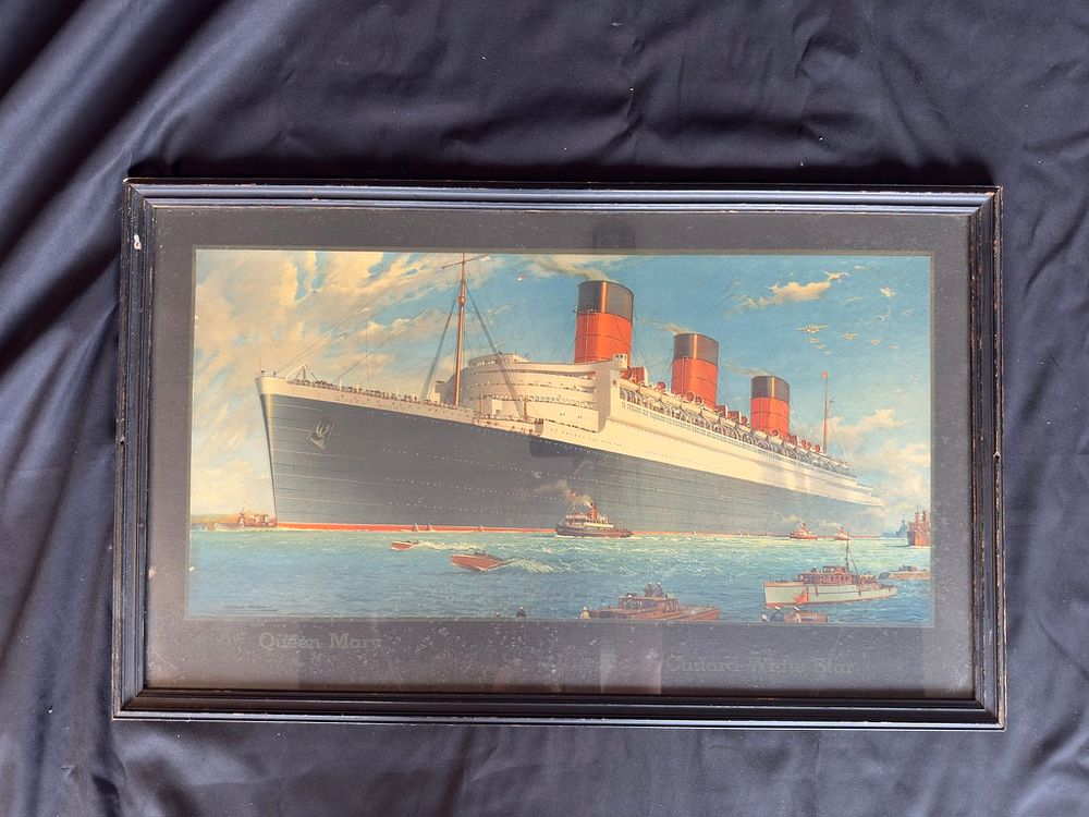 Lot 173: Queen Mary Cunard White Star Framed showcard