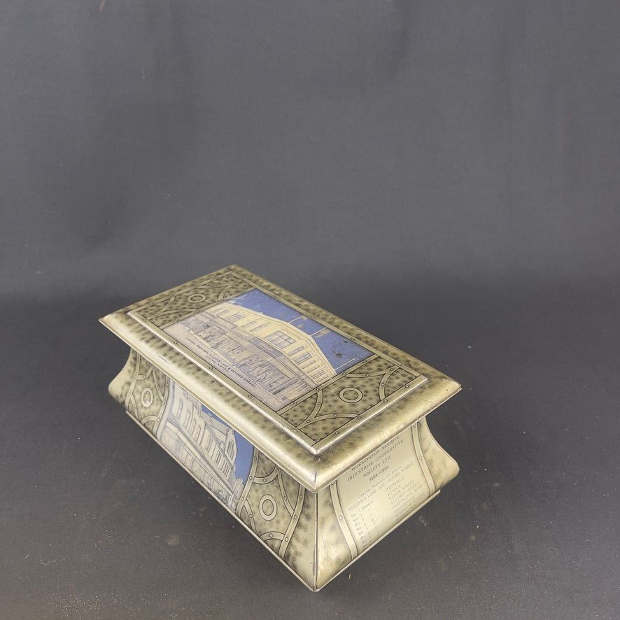 Lot 208: 1934 Workington Beehive Co-operative Society 50th Anniversary Tin Casket
