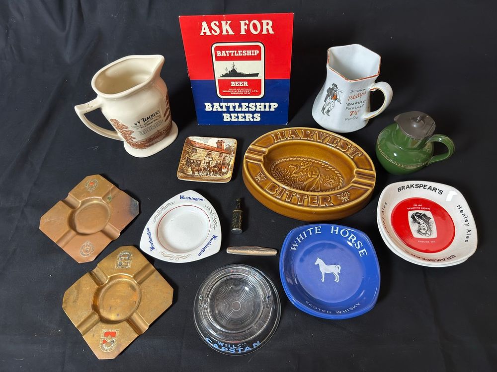 Lot 236: Breweriana bundle