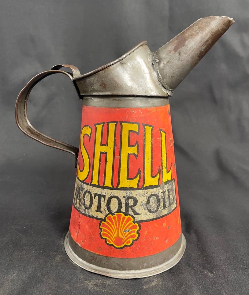 Lot 32: A Shell Motor Oil Pourer