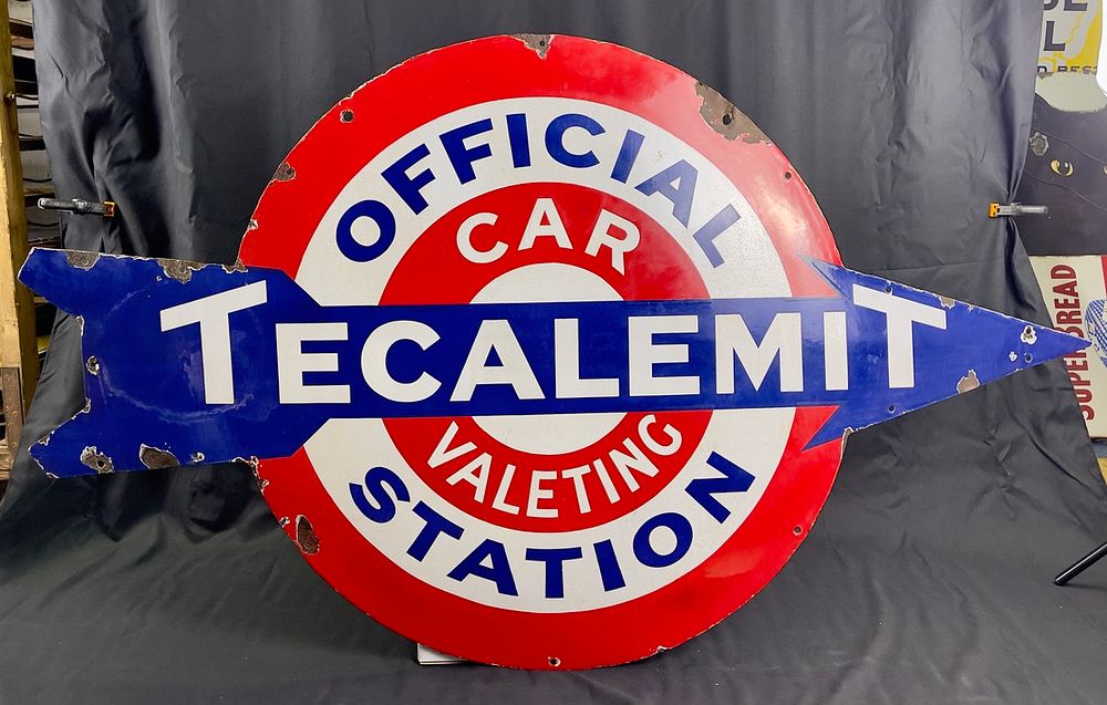 Lot 154: A Tecalemit Official Car Valeting Station Enamel Sign