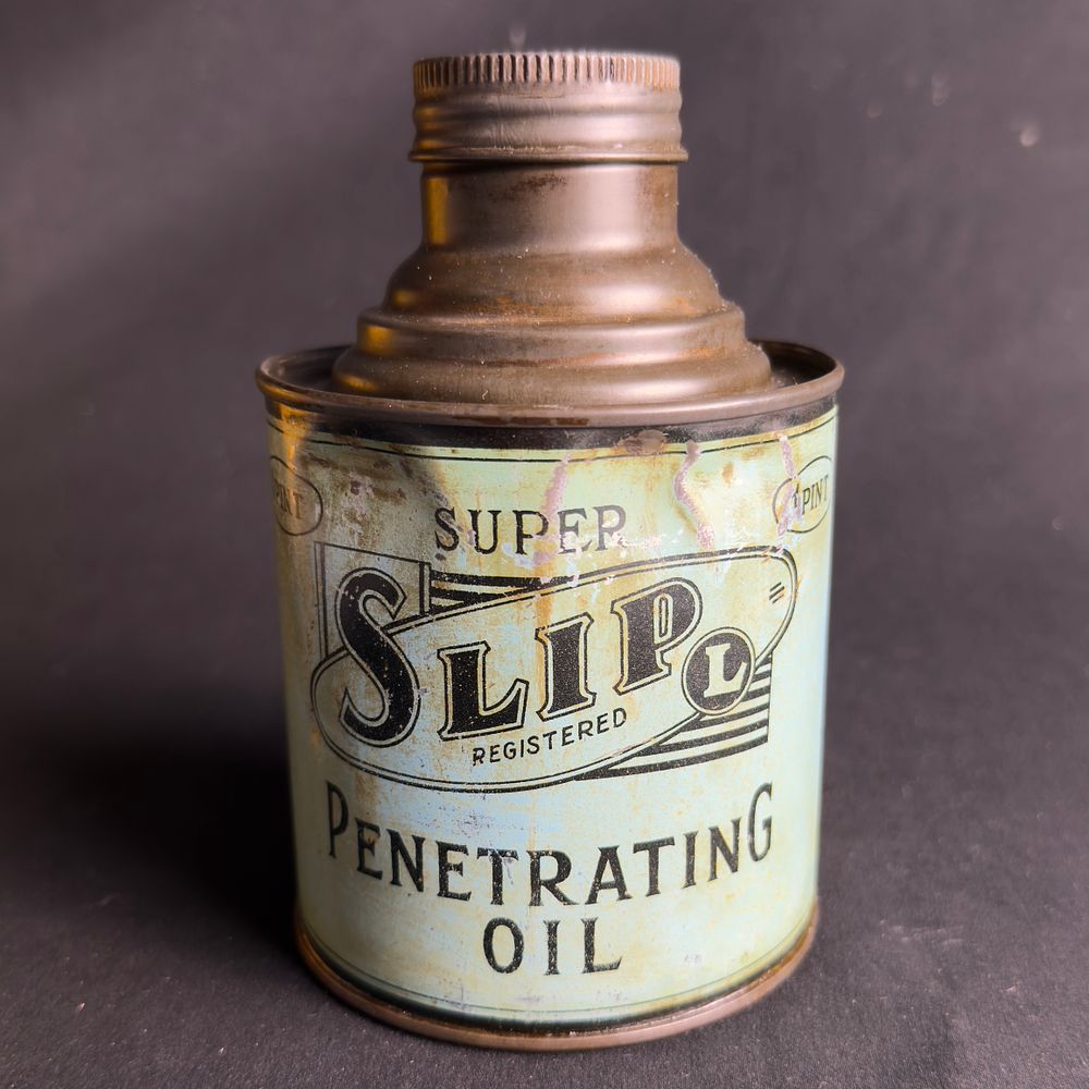 Lot 182: A Super 'Slip' Oil can