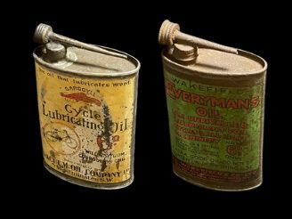 Lot 183: A Gargoyle Cycle Lubricating Oil Can Gargoyle Cycle...