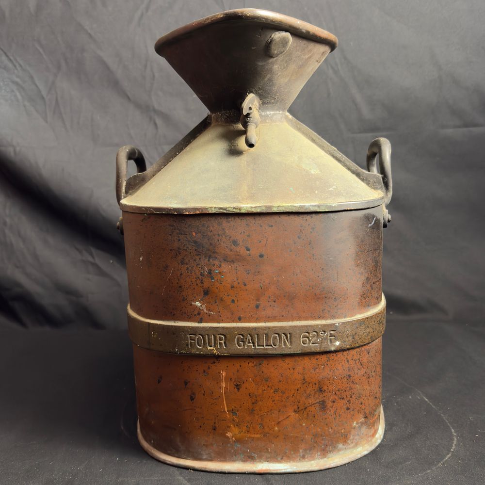 Lot 206: An Imperial check measure 4 Gallon can